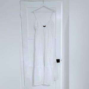 Elegant White Maxi Dress